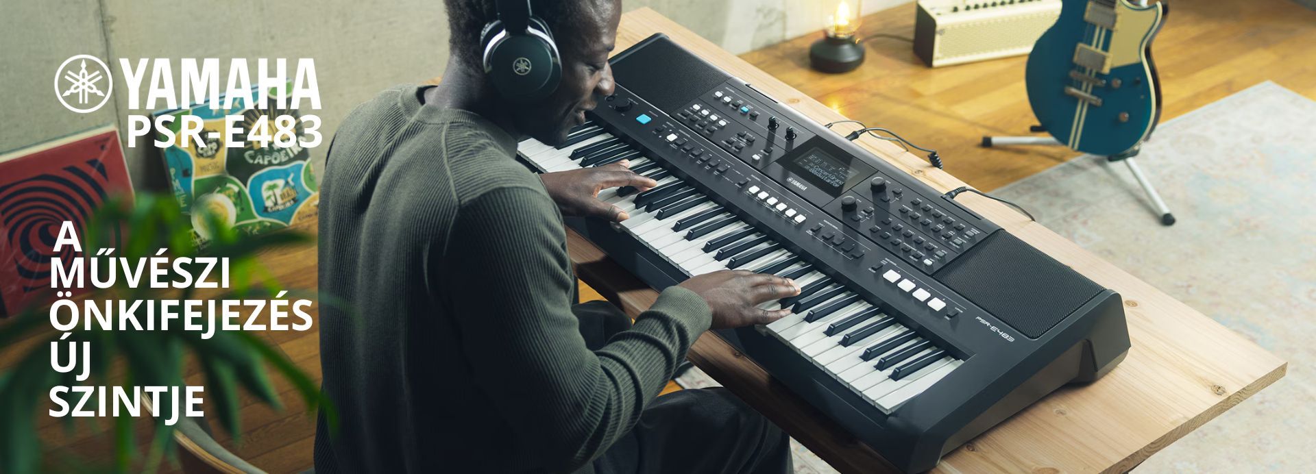 YAMAHA PSR-E483